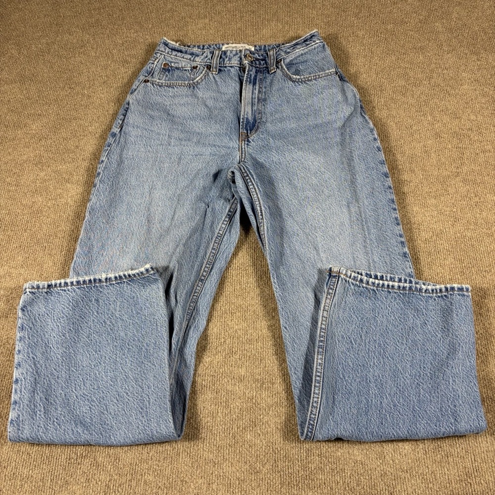 Abercrombie & Fitch The Loose High Rise Curve Love Jeans Womens 24 Light Wash